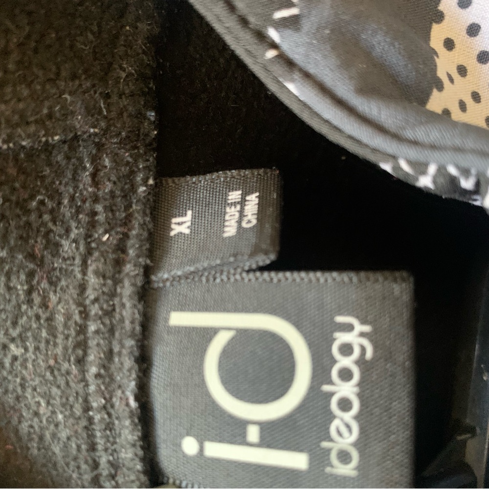 Zip up jacket - Picture 3 of 3